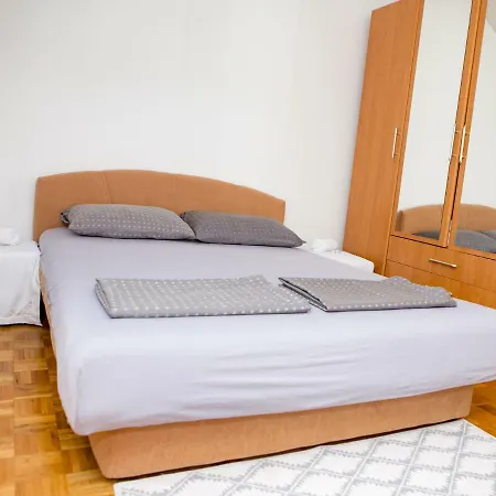 Great Midtown Family Getaway Lägenhet Sarajevo